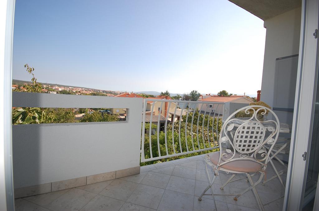 Apartments Curicta 1 Krk Town Exterior photo